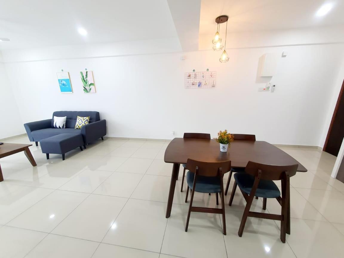 Lovely 2Room Suite6Pax@Sky Condo Juru Sentral Bukit Mertajam Exterior photo